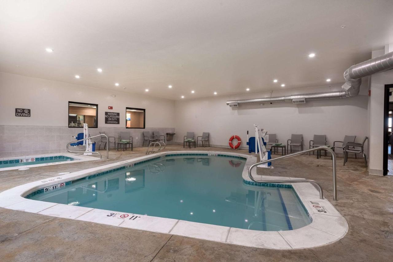 Mainstay Suites Colorado Springs East - Medical Center Area Экстерьер фото